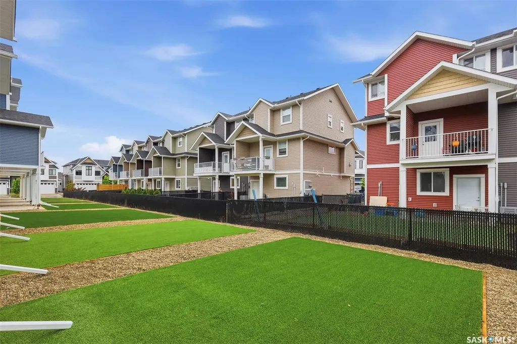 3220 11th Street W Saskatoon SK S7M 5M4