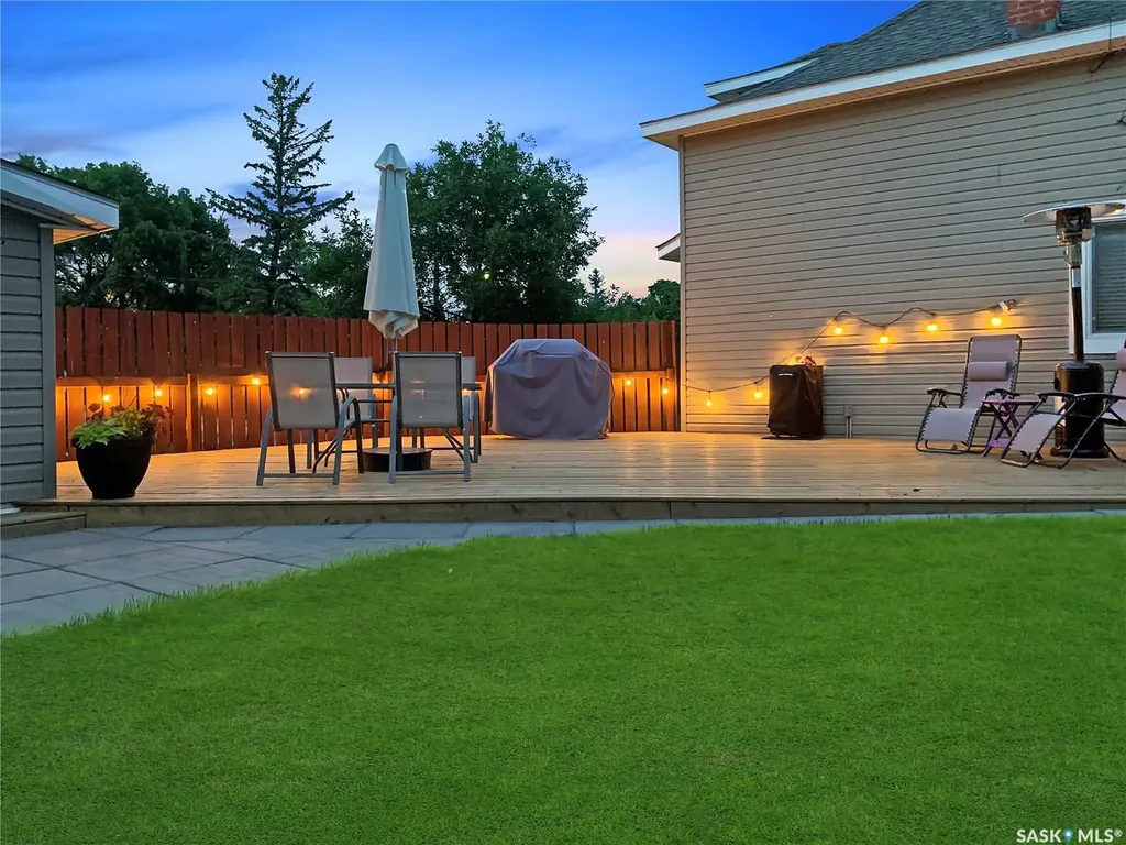 376 5th Avenue NW Swift Current SK S9H 0W8