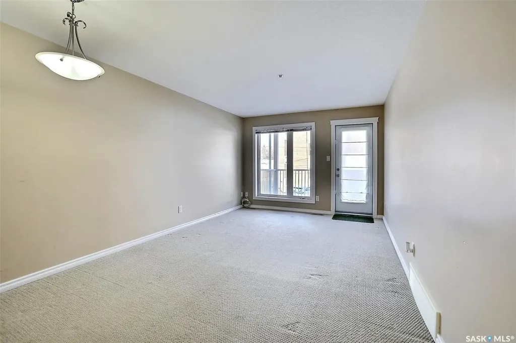 3946 Robinson Street Regina SK S4S 3C8