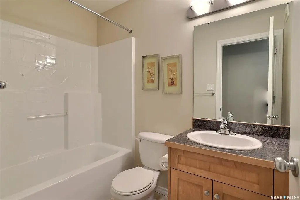 3946 Robinson Street Regina SK S4S 3C8