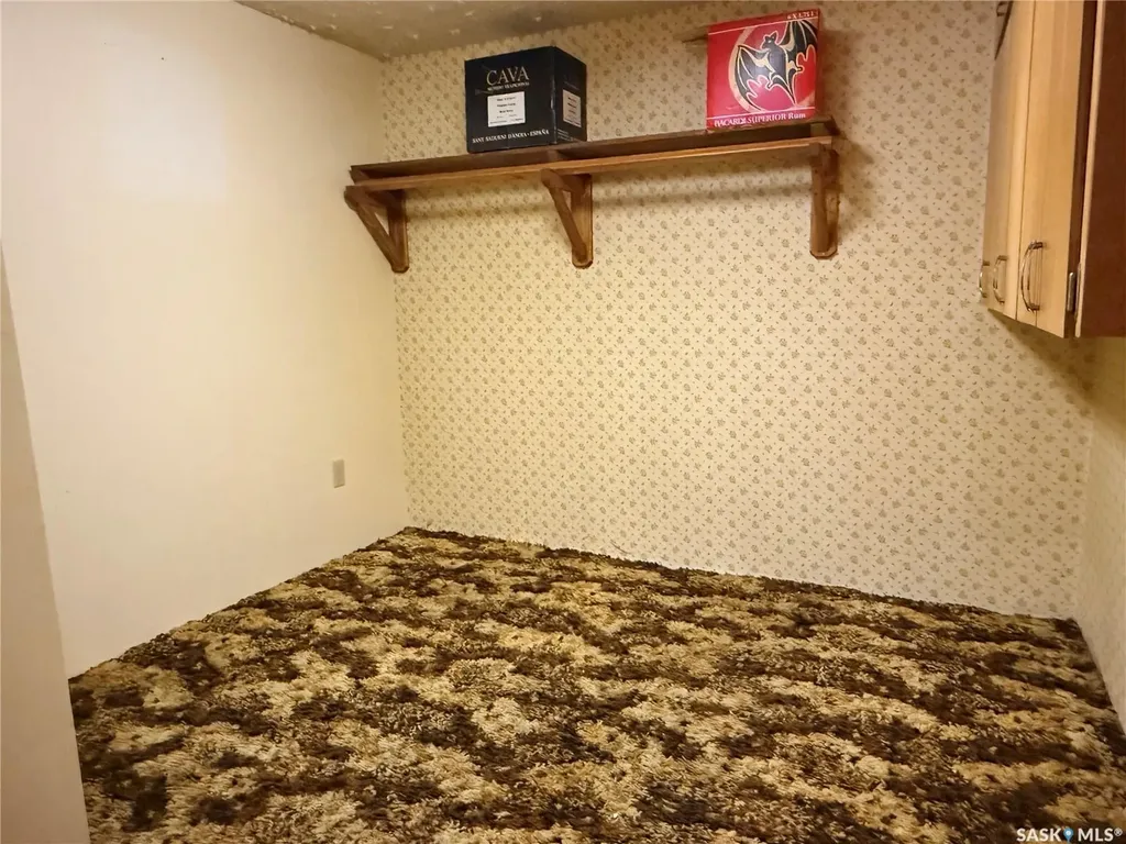 392 9th Avenue NW Swift Current SK S9H 1A9