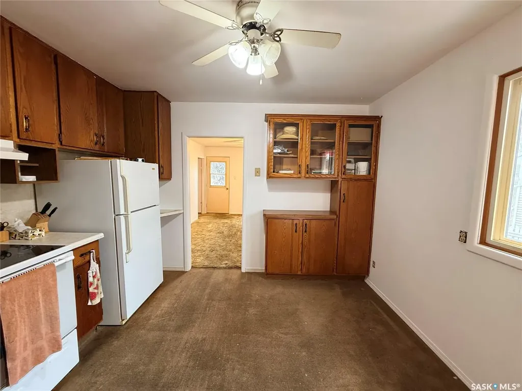 392 9th Avenue NW Swift Current SK S9H 1A9