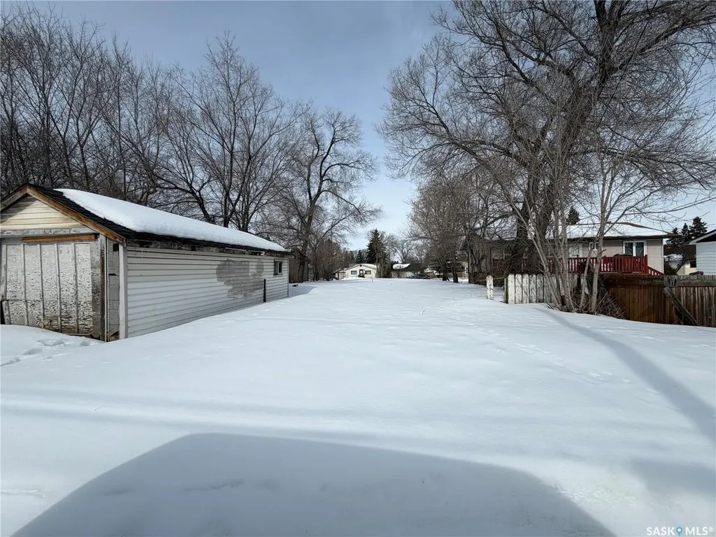 511 21st Street E Prince Albert SK S6V 1M5
