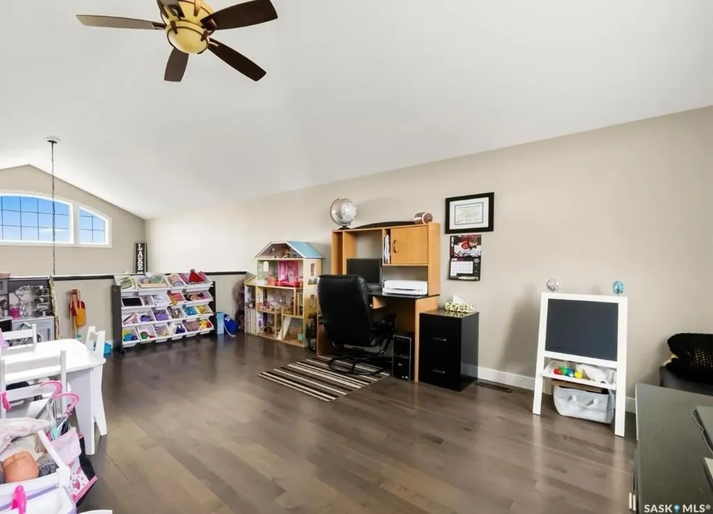 30 Shore Acres Drive Mckillop Rm No. 220 SK S0G 4L0