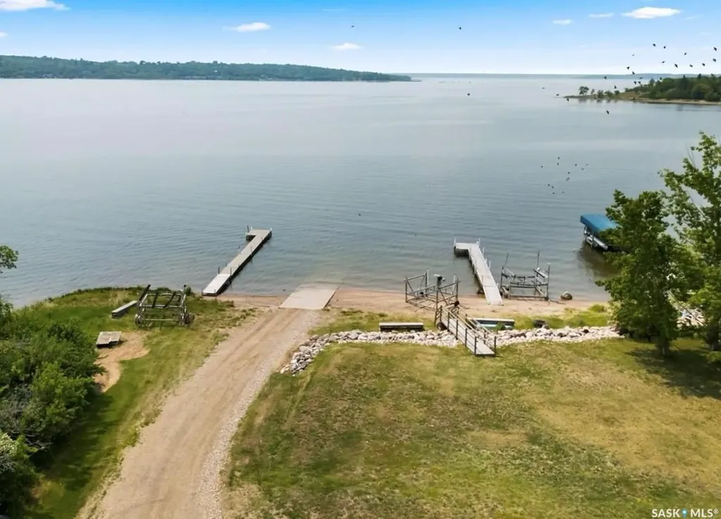 30 Shore Acres Drive Mckillop Rm No. 220 SK S0G 4L0