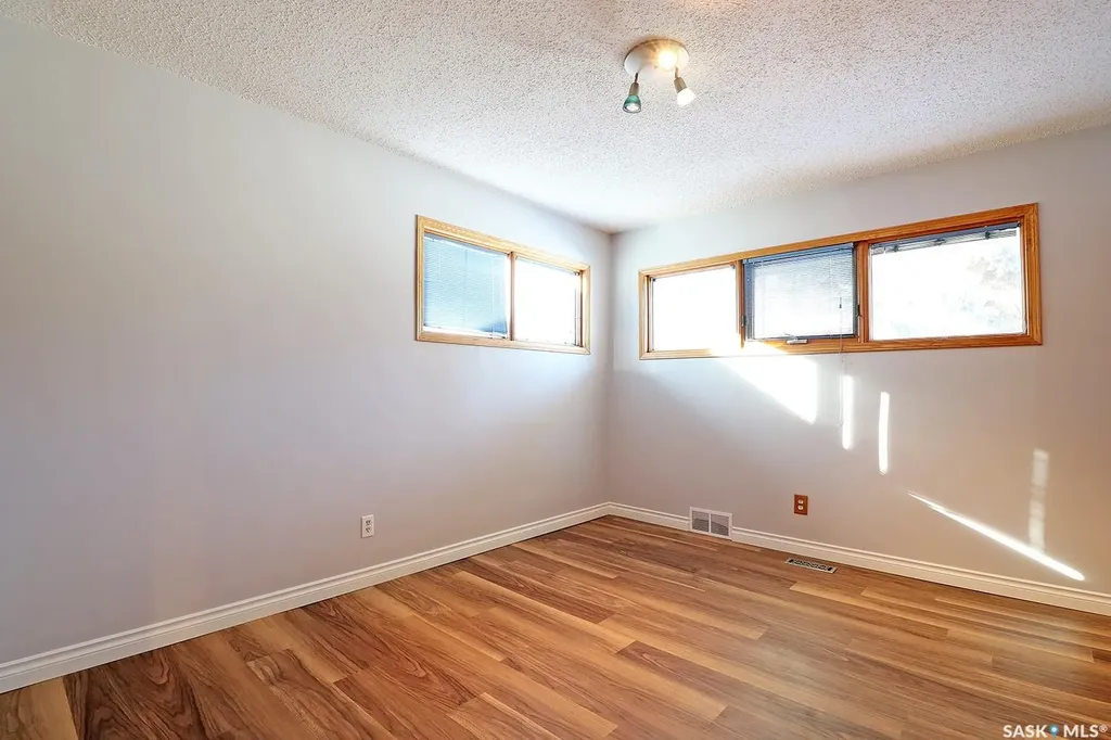 110 Logan Crescent E Yorkton SK S3N 0V9