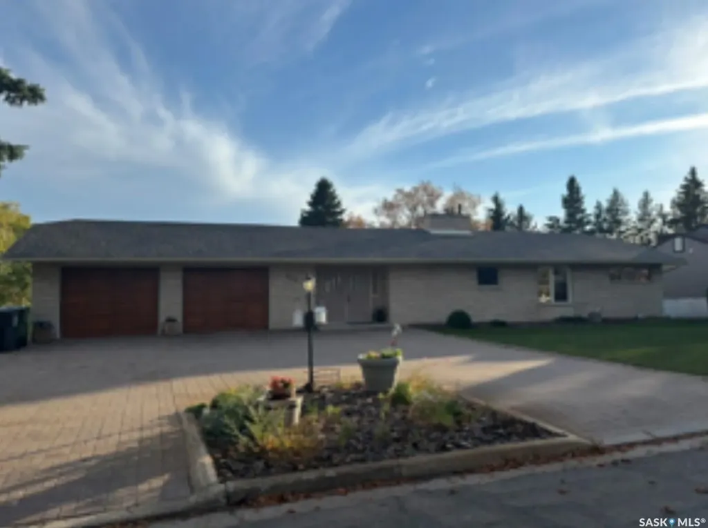 110 Logan Crescent E Yorkton SK S3N 0V9