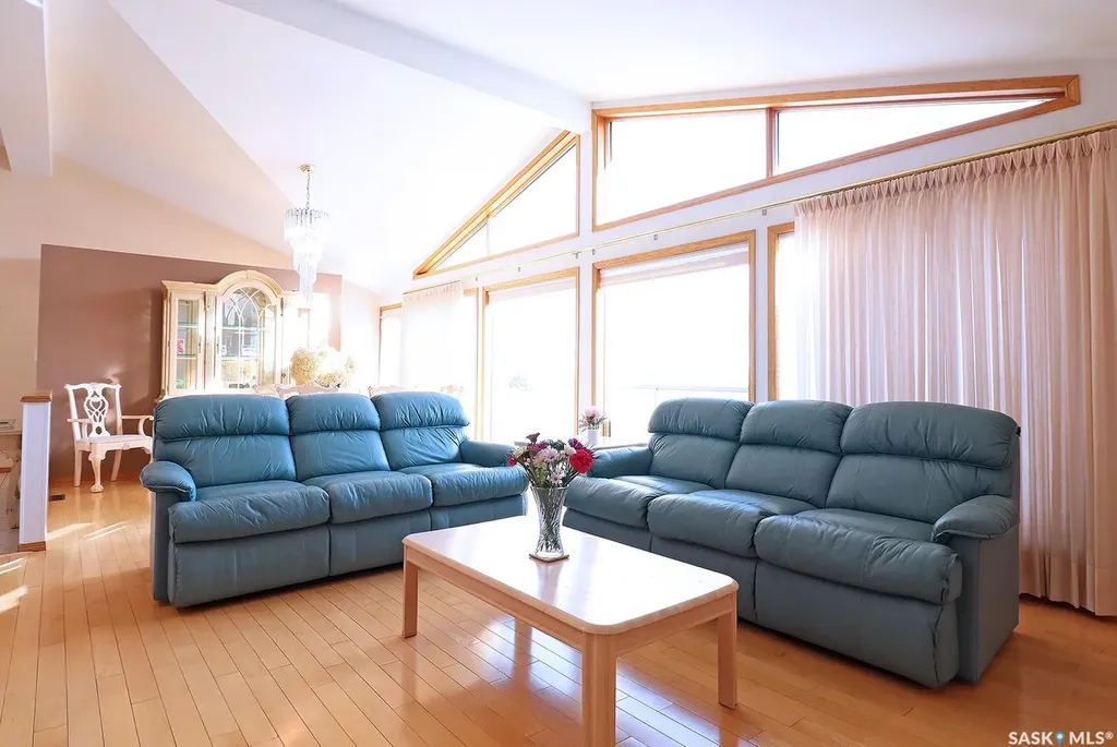 110 Logan Crescent E Yorkton SK S3N 0V9