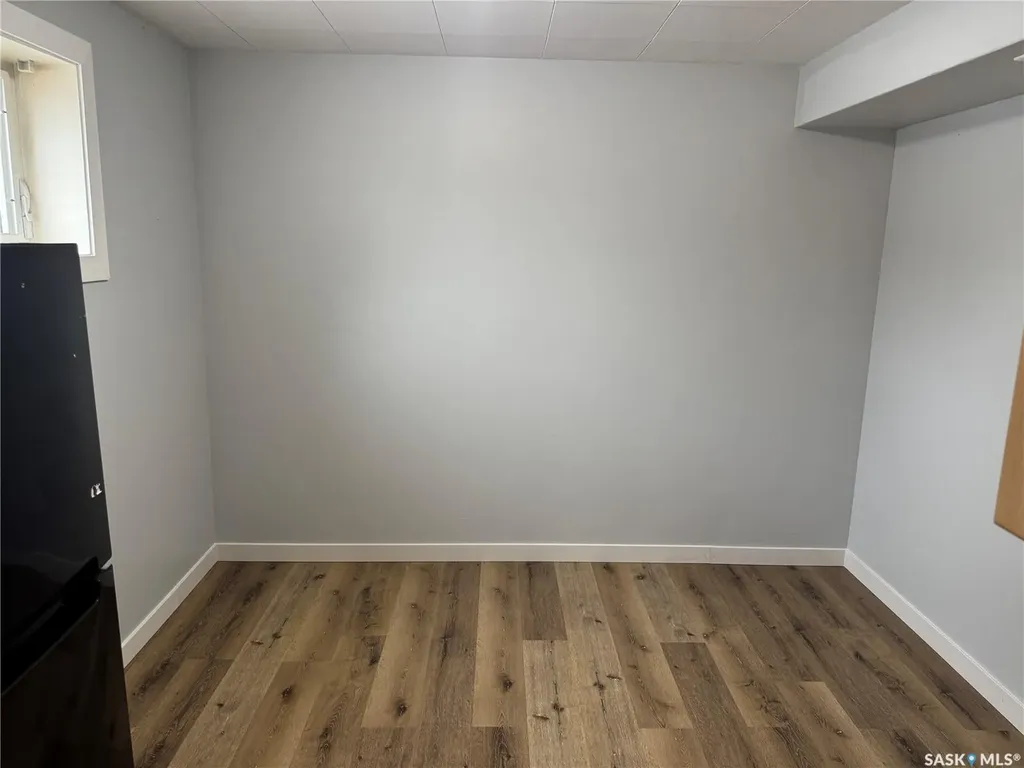 1318 B Avenue N Saskatoon SK S7L 1G5