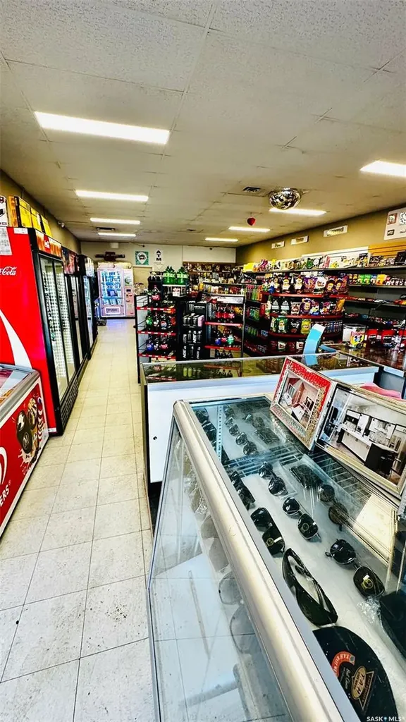 511 33rd Street W Saskatoon SK S7L 0V7