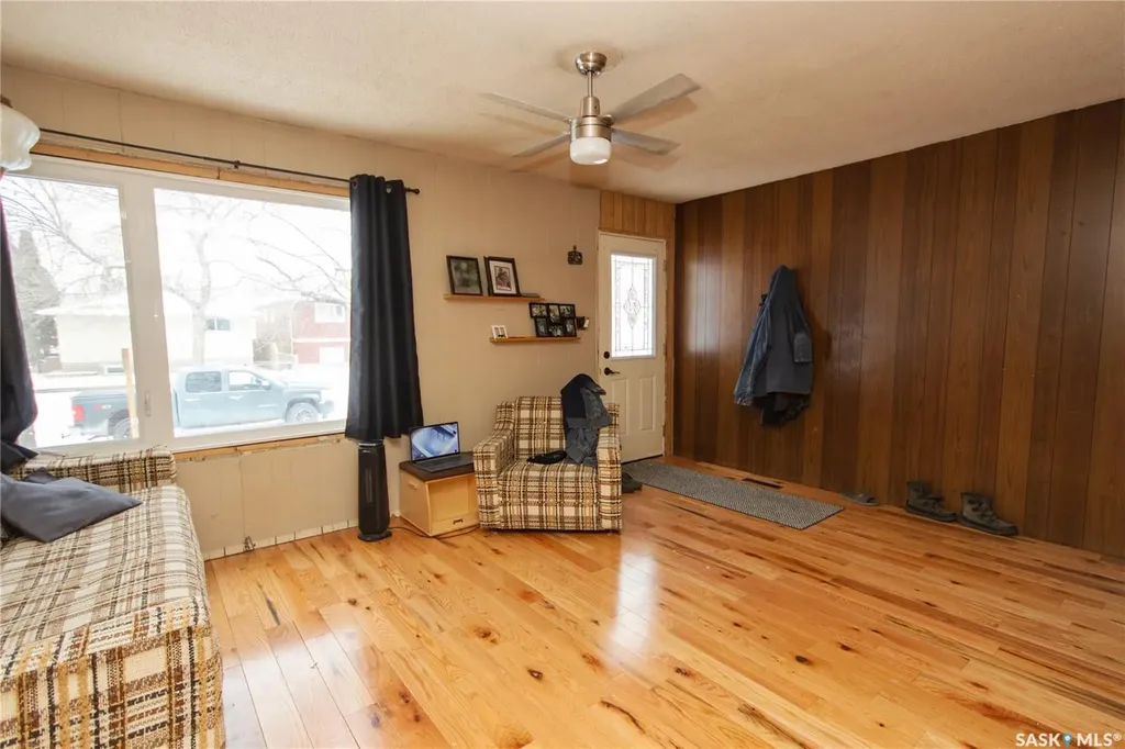 1202 106th Street North Battleford SK S9A 1X2