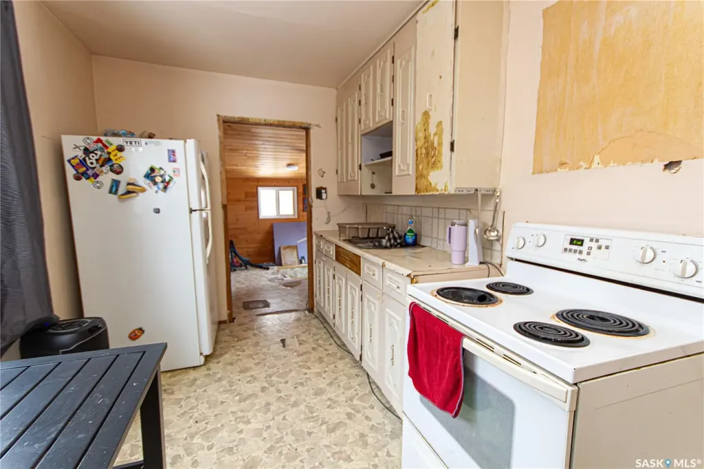 1202 106th Street North Battleford SK S9A 1X2