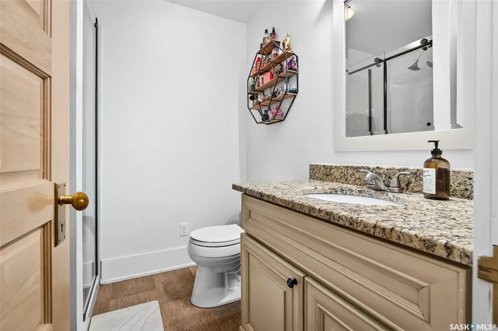 161 Marlborough Street E Moose Jaw SK S6H 0T3