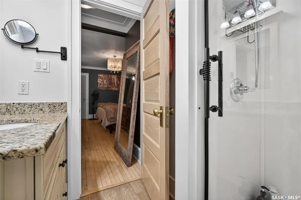 161 Marlborough Street E Moose Jaw SK S6H 0T3