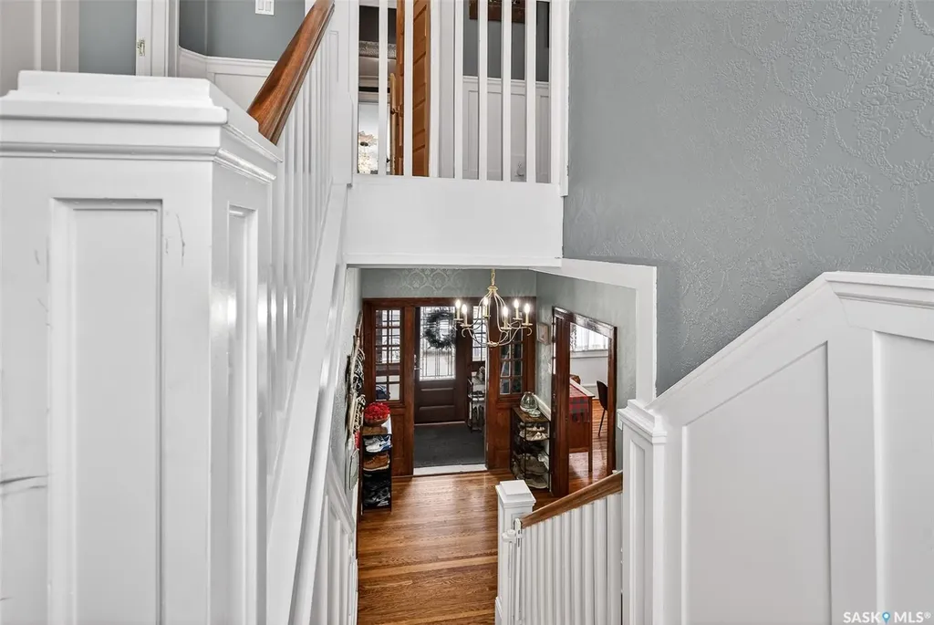 161 Marlborough Street E Moose Jaw SK S6H 0T3