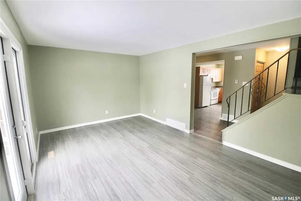 35 Mackenzie Way Regina SK S4N 5M5