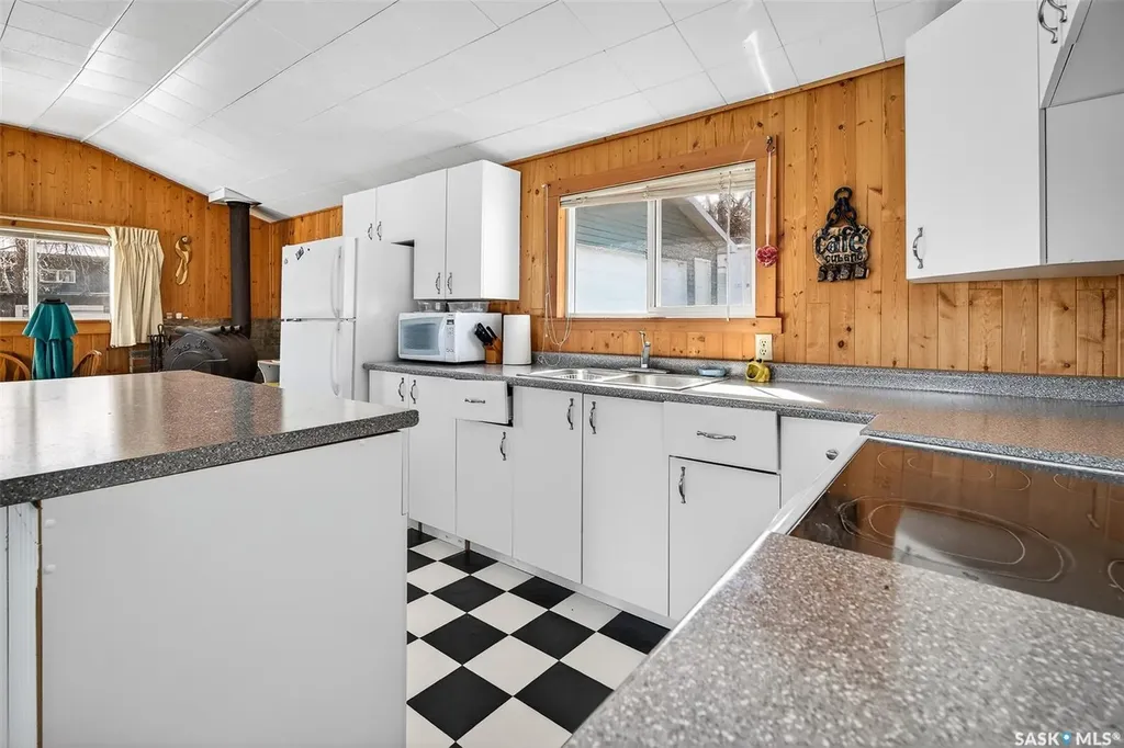1206 Tatanka Drive Sun Valley SK S0H 4C0