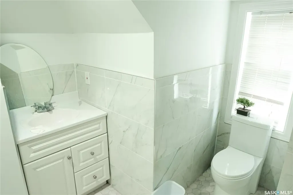 2128 Osler Street Regina SK S4P 1W6