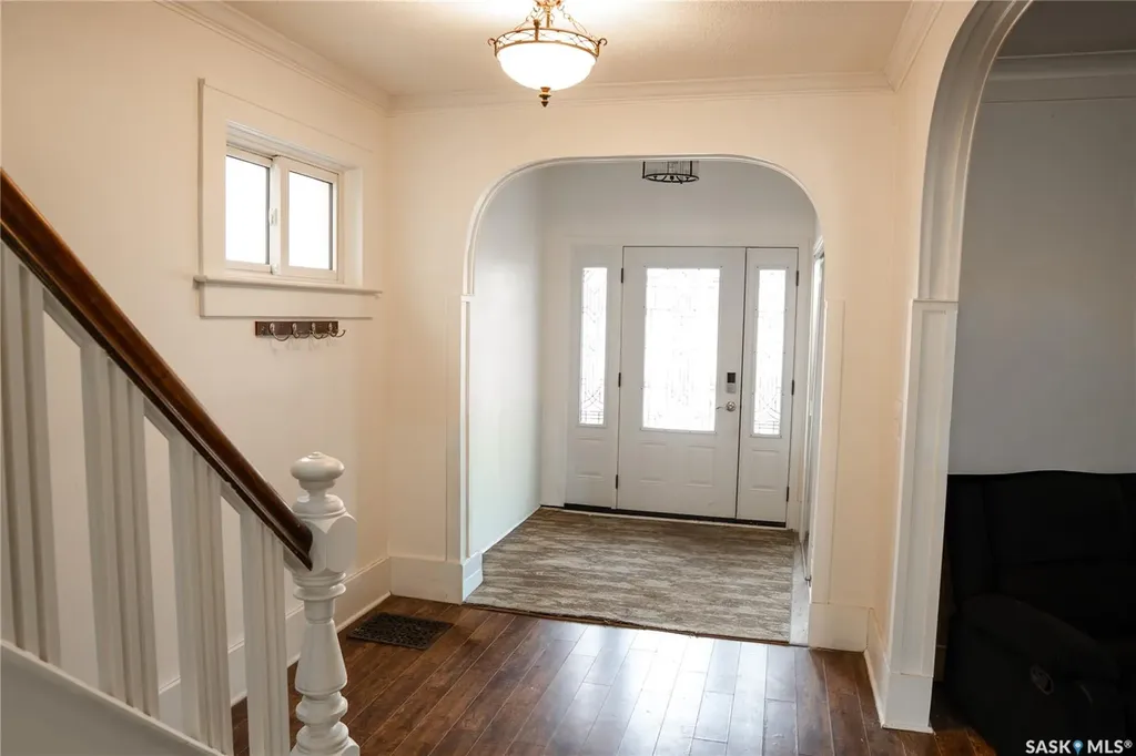 2128 Osler Street Regina SK S4P 1W6
