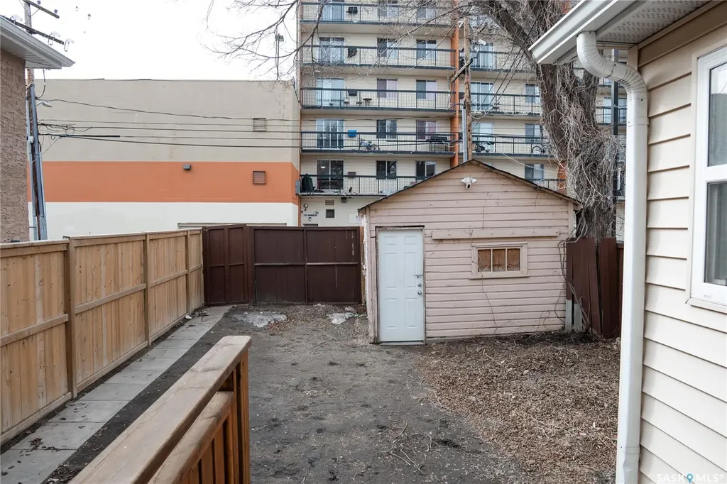 2128 Osler Street Regina SK S4P 1W6