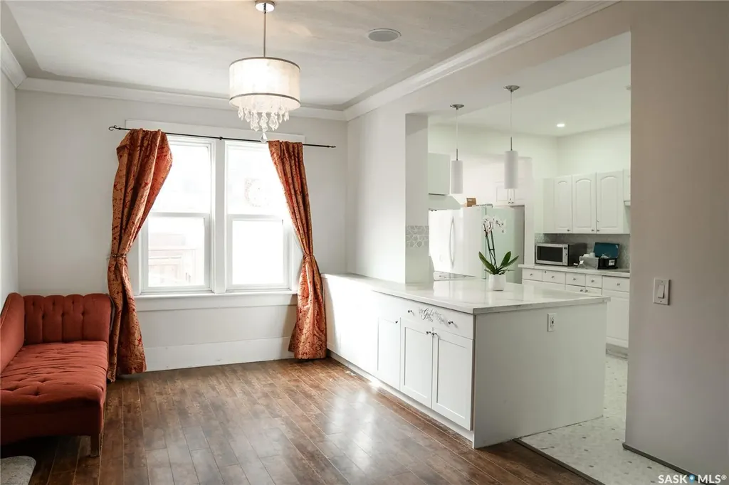 2128 Osler Street Regina SK S4P 1W6