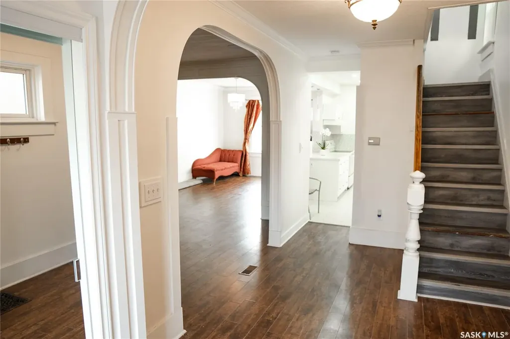 2128 Osler Street Regina SK S4P 1W6
