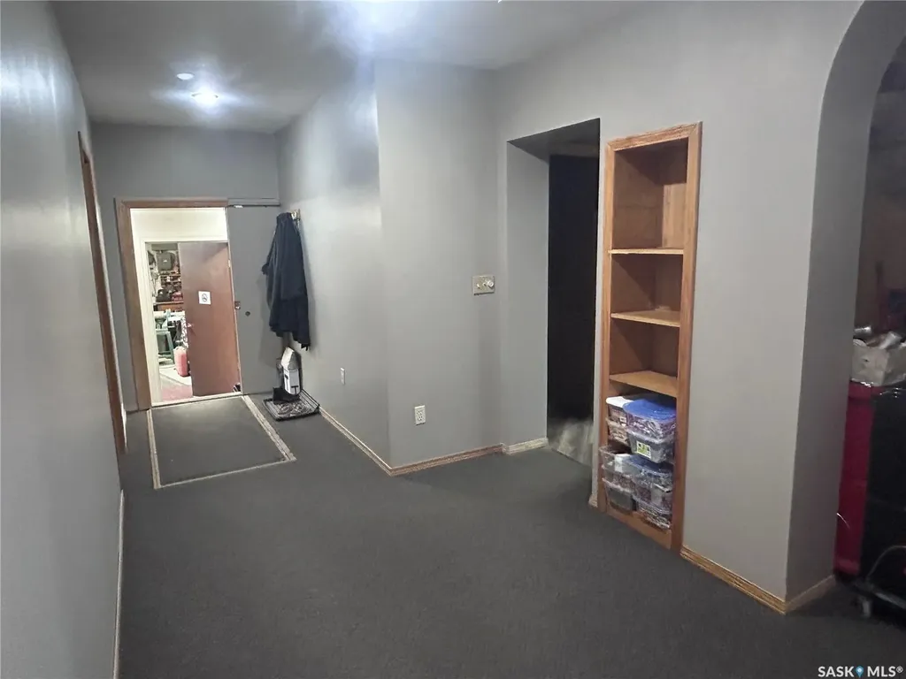 935 4th Street Estevan SK S4A 0W2