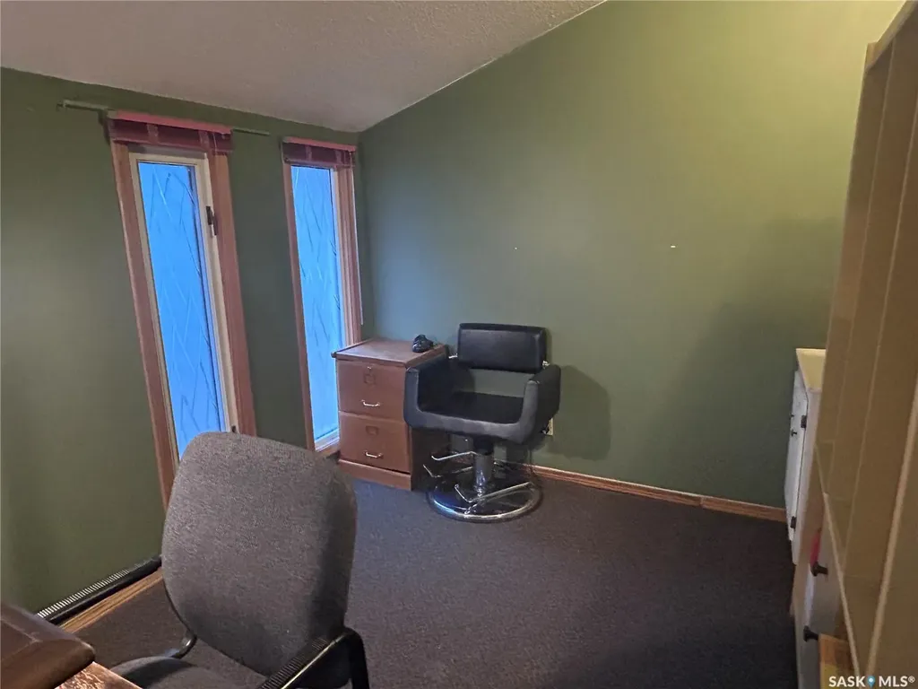 935 4th Street Estevan SK S4A 0W2