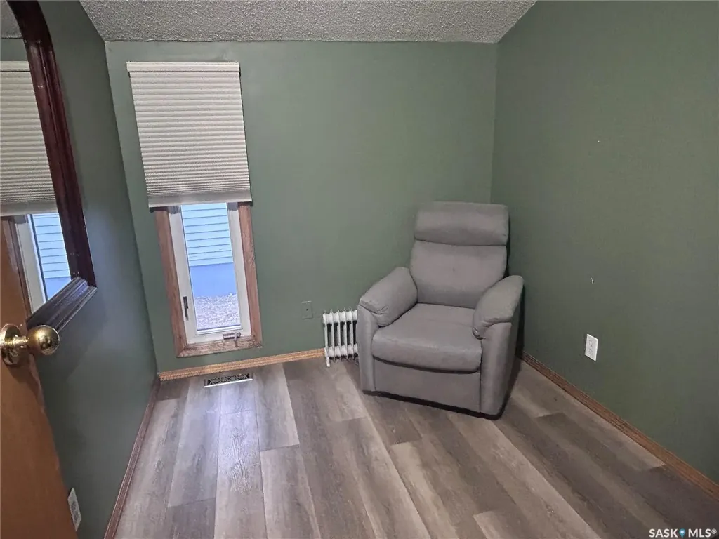 935 4th Street Estevan SK S4A 0W2