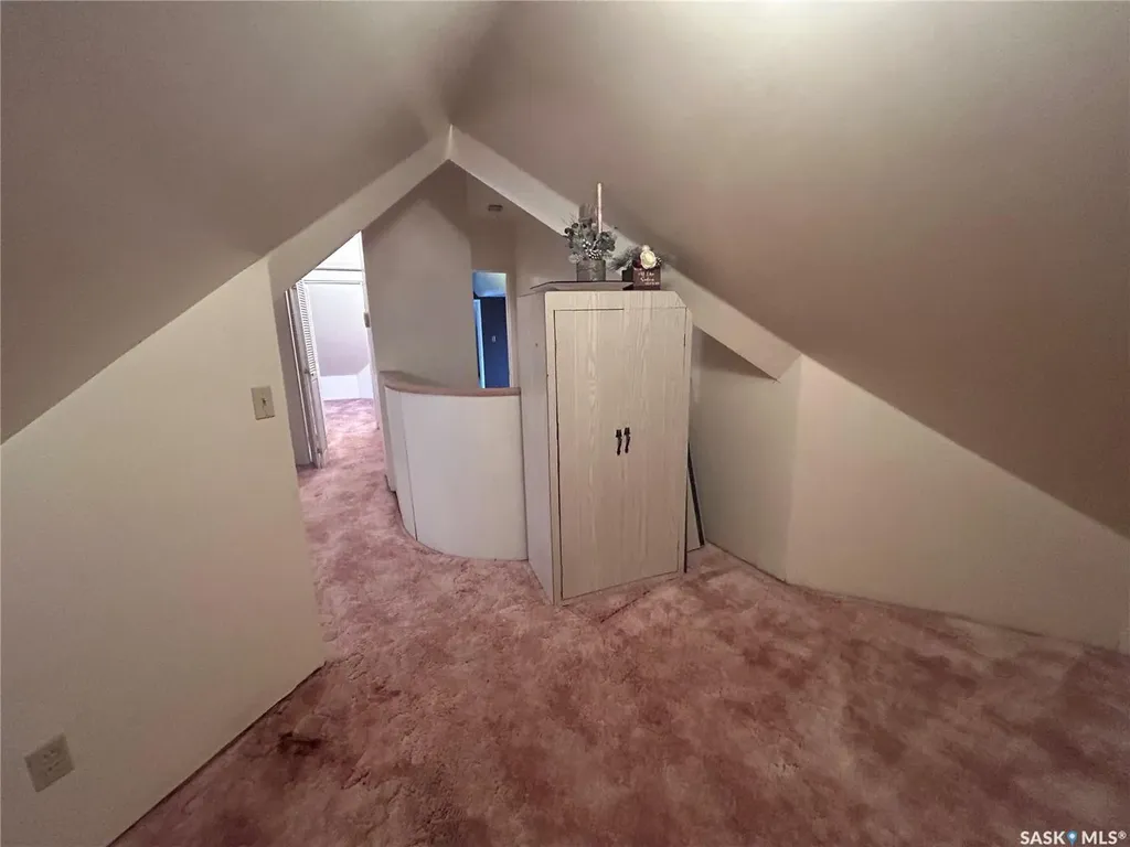 935 4th Street Estevan SK S4A 0W2