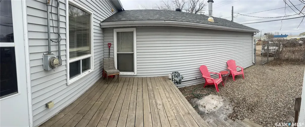 935 4th Street Estevan SK S4A 0W2