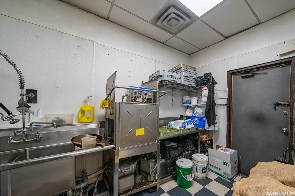 221 Victoria Avenue Regina SK S4N 0P4