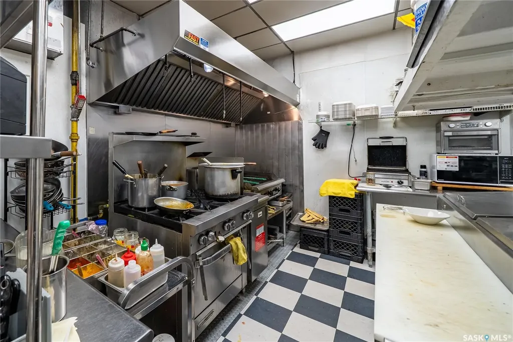 221 Victoria Avenue Regina SK S4N 0P4