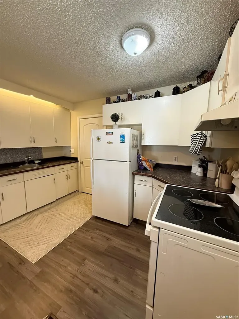 89 Darlington Street W Yorkton SK S3N 0E8