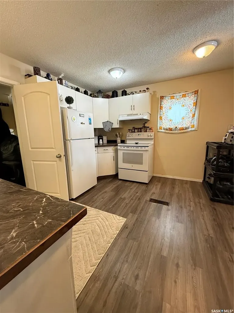 89 Darlington Street W Yorkton SK S3N 0E8