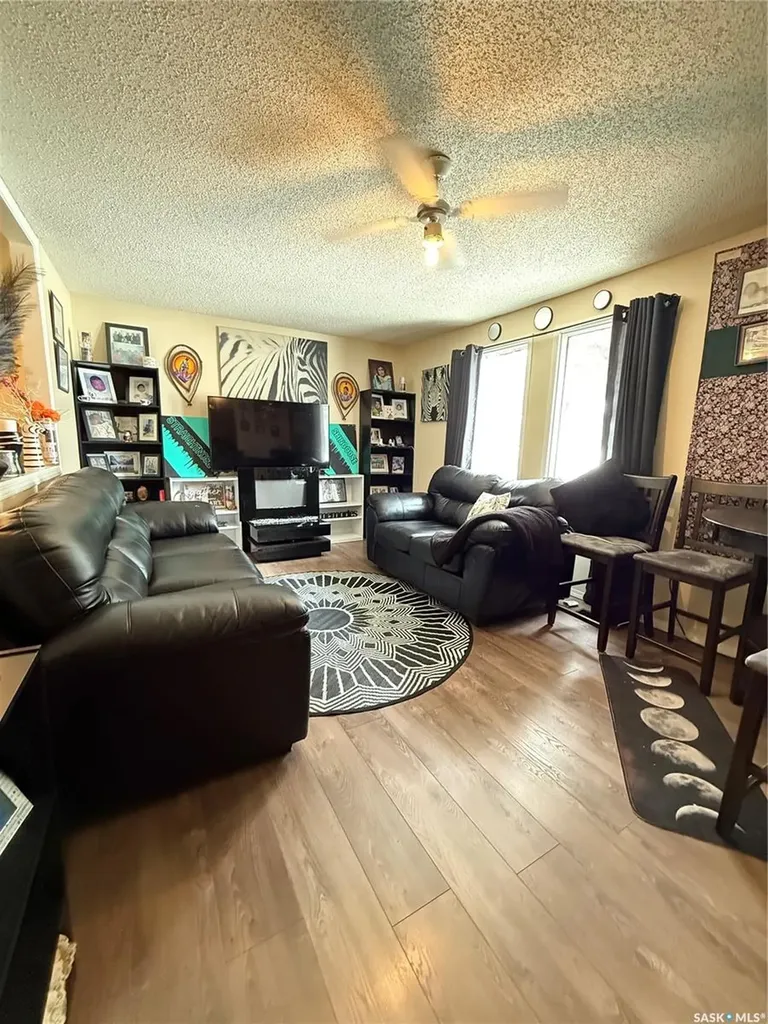 89 Darlington Street W Yorkton SK S3N 0E8