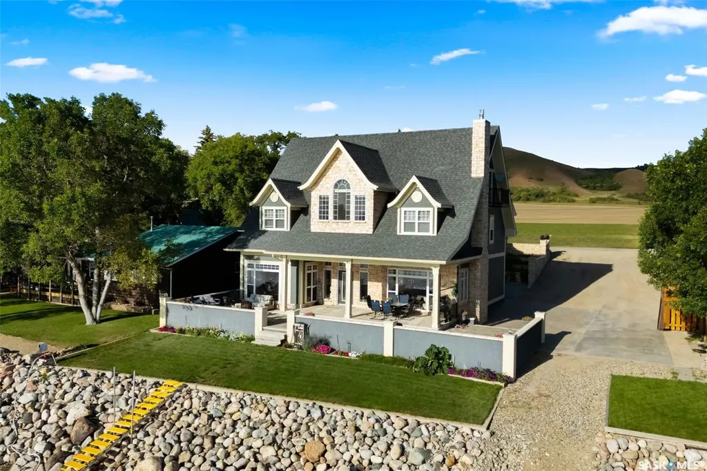 307A Currie Avenue Round Lake SK S0A 3Y0
