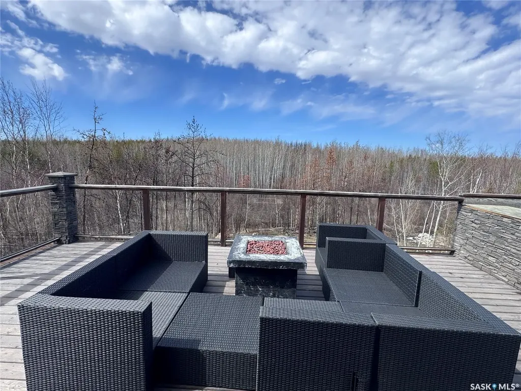 237 Eagle Point Drive La Ronge SK S0J 1L0