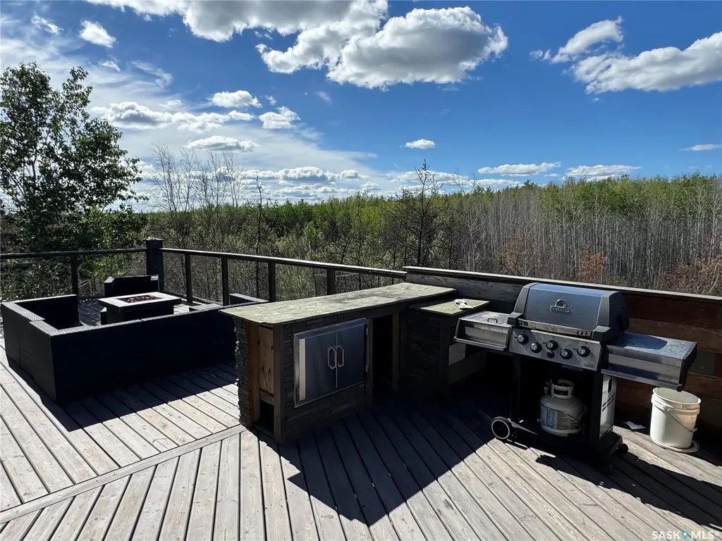 237 Eagle Point Drive La Ronge SK S0J 1L0