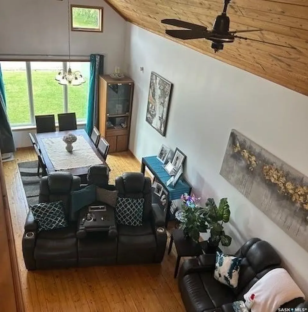 206 2nd Street W Carrot River SK S0E 0L0