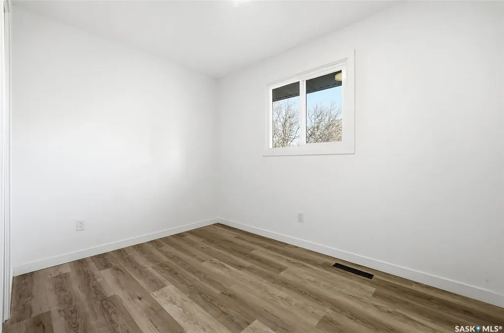 259 Broad Street N Regina SK S4P 0J3