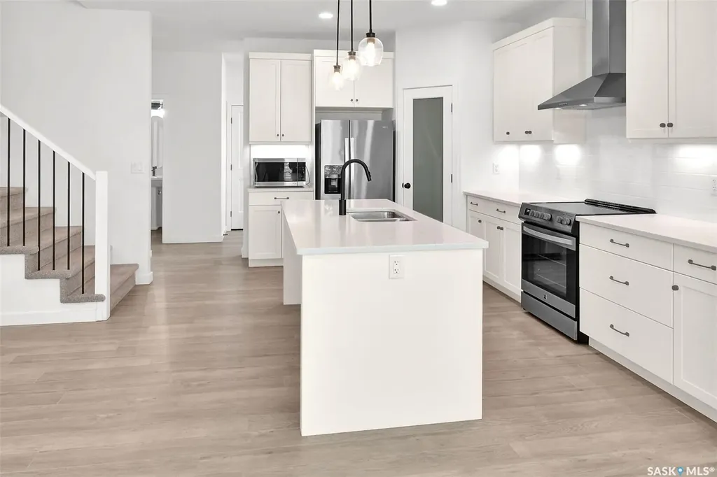 104 Forsey Avenue Saskatoon SK S7W 1C8