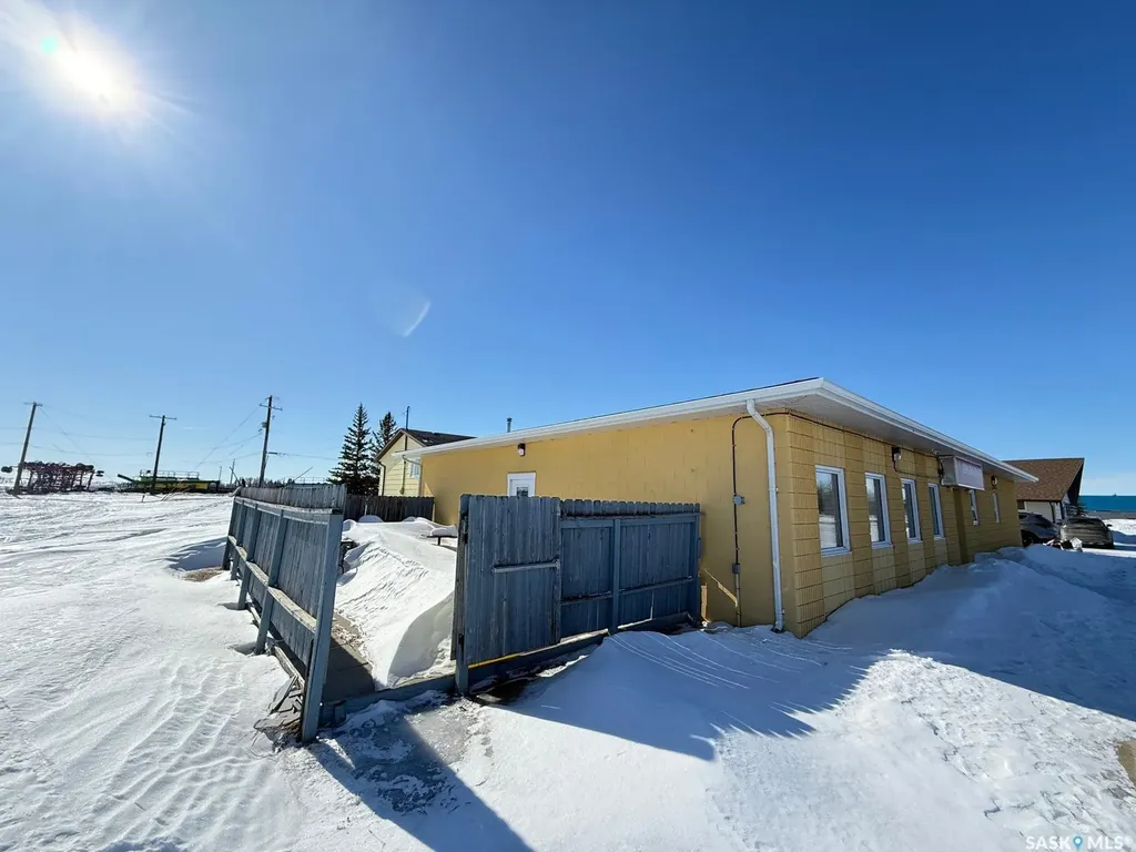 531 South Service Road Wynyard SK S0A 4T0