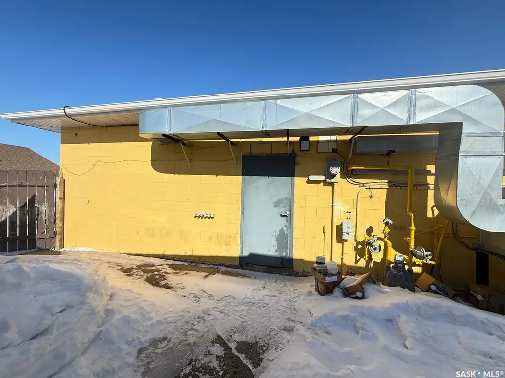 531 South Service Road Wynyard SK S0A 4T0