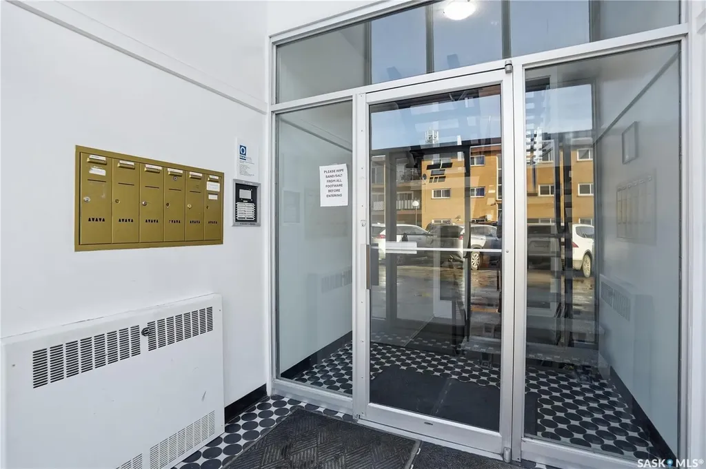 4341 Rae Street Regina SK S4S 3B2