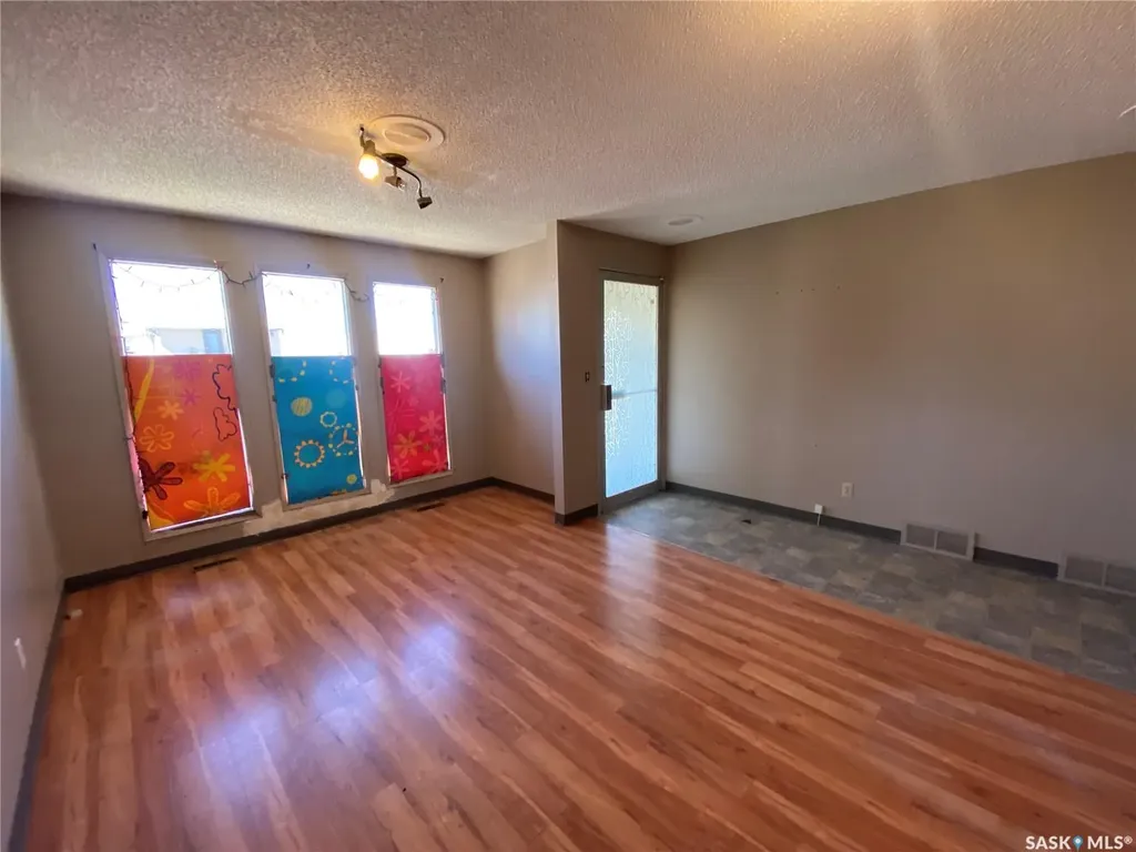 113 1st Avenue W Kindersley SK S0L 1S0