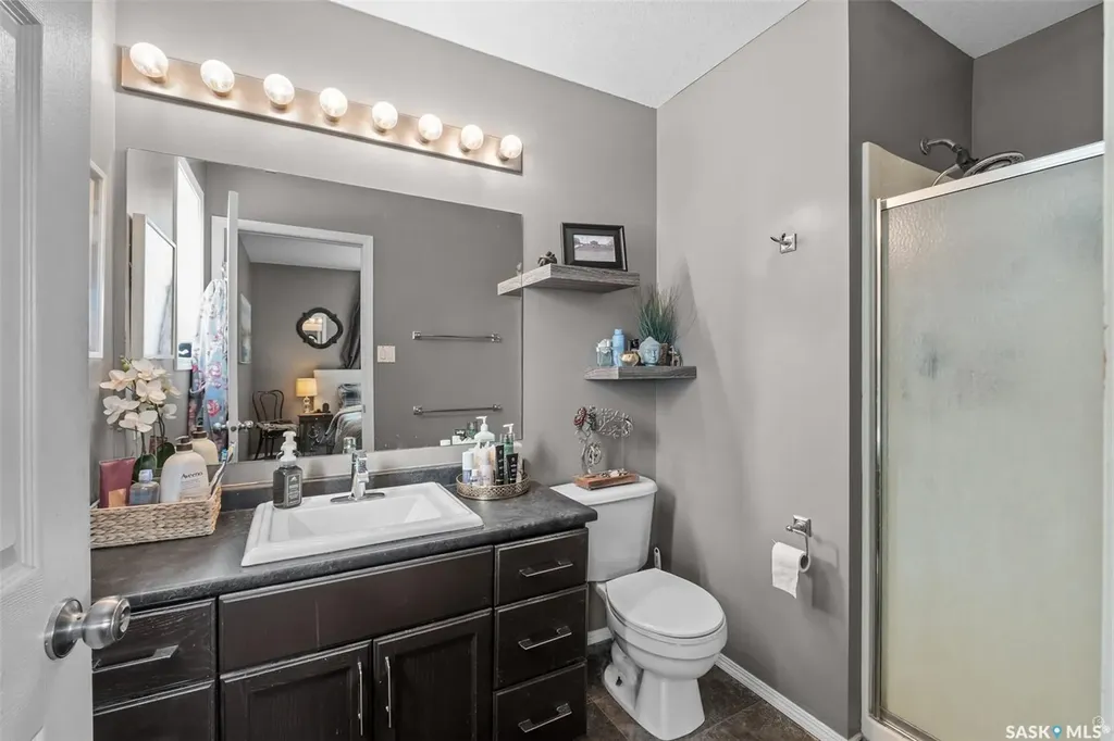 808 Lakeridge Drive Buckland Rm No. 491 SK S6V 5R3