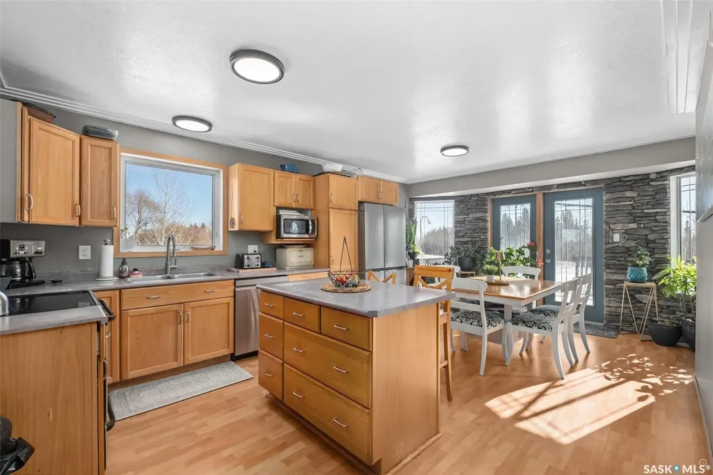 808 Lakeridge Drive Buckland Rm No. 491 SK S6V 5R3