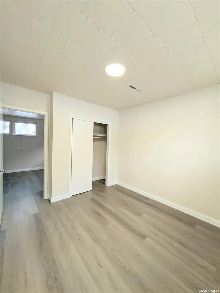 448 6th Avenue NW Swift Current SK S9H 0Y3