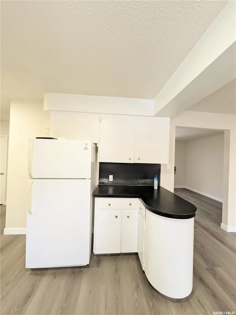 448 6th Avenue NW Swift Current SK S9H 0Y3
